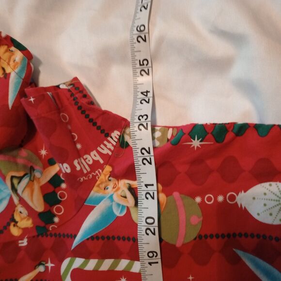 Lot of 2 Halloween Women's Scrub Tops Disney & Scooby-Doo Sz L Holiday Fun - Picture 9 of 11